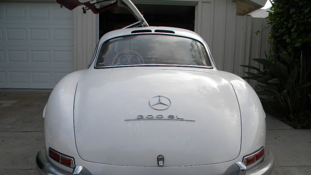 Sell your 300SL Gullwing To Classic Investments