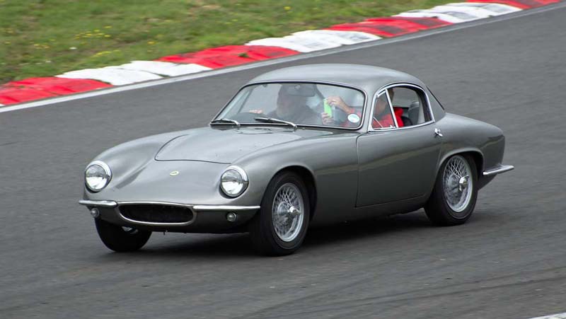 Sell your classic lotus Elite